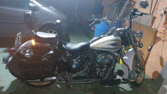 HARLEY-DAVIDSON SOFTAIL HERITAGE CLASSIC 